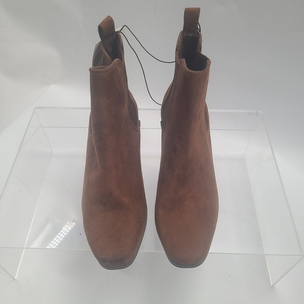 A New Day Boots Womens 7.5  Chelsea Pull On Ankle Boot Brown Fabric Heels Casual